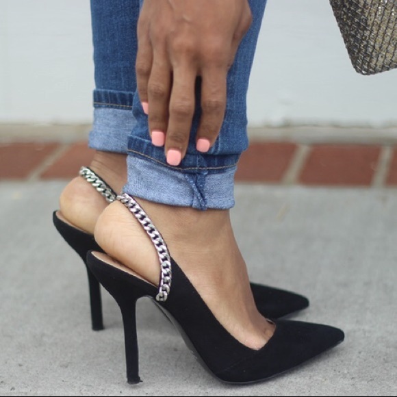 Zara Shoes - Zara Pointed Toe Black Heels Chain Sling Strap